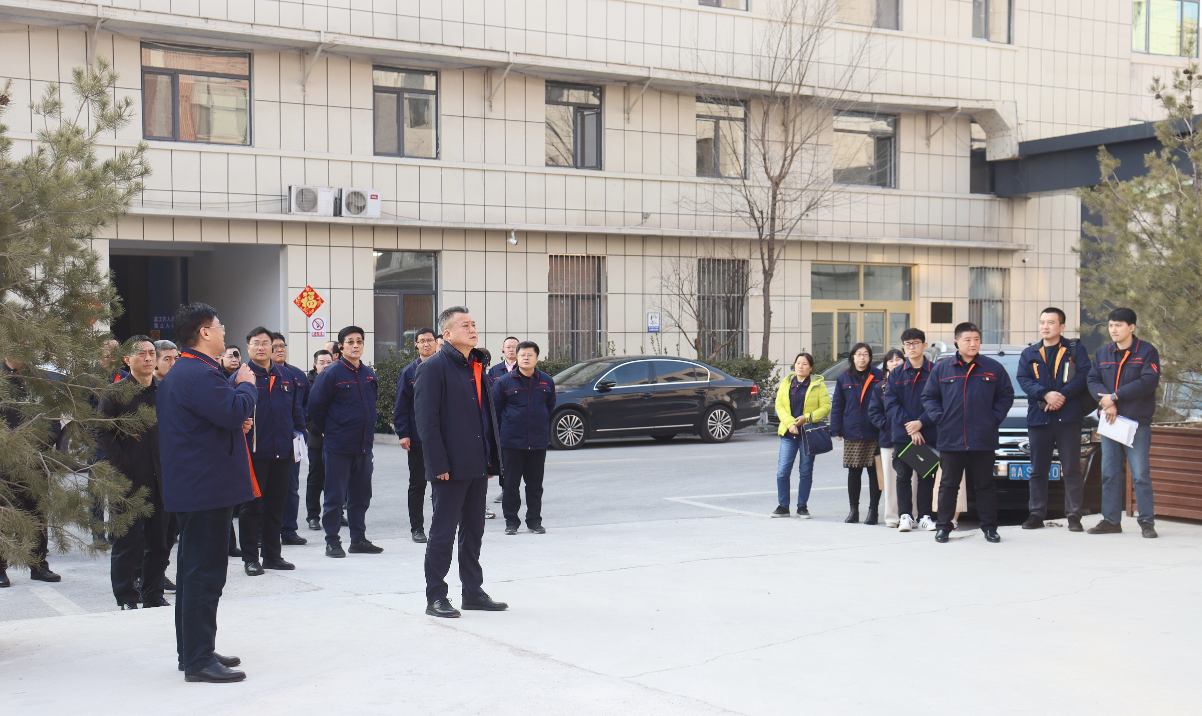 小鴨控股集團中高層管理人員參觀小鴨家電新園區(qū)